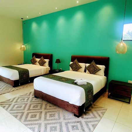 Charis Pool Villa 1 - 3 Bedroom With Private Pool Bentong Exterior foto